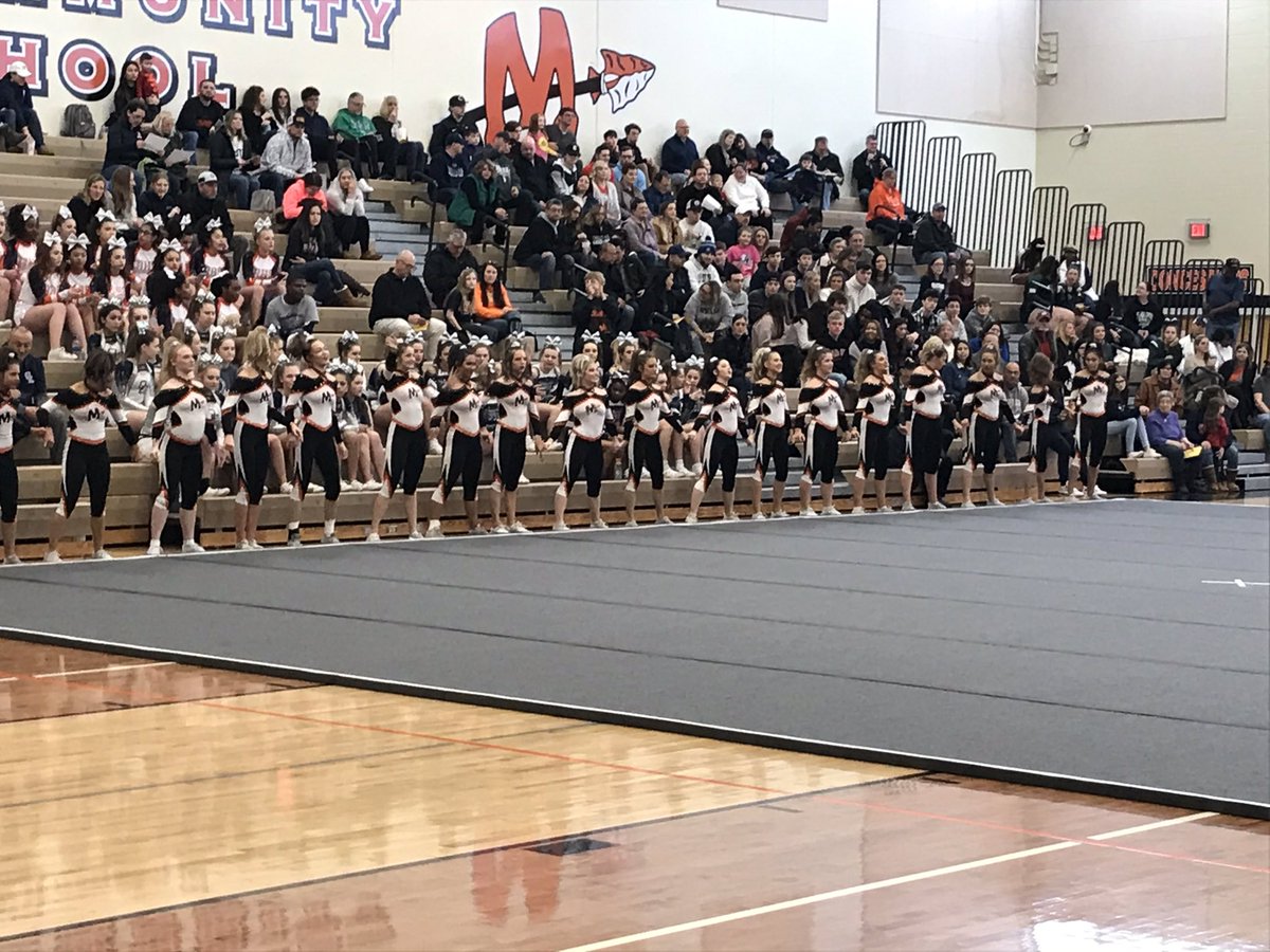 The varsity cheerleading team ready to take the floor!   #GoIndians