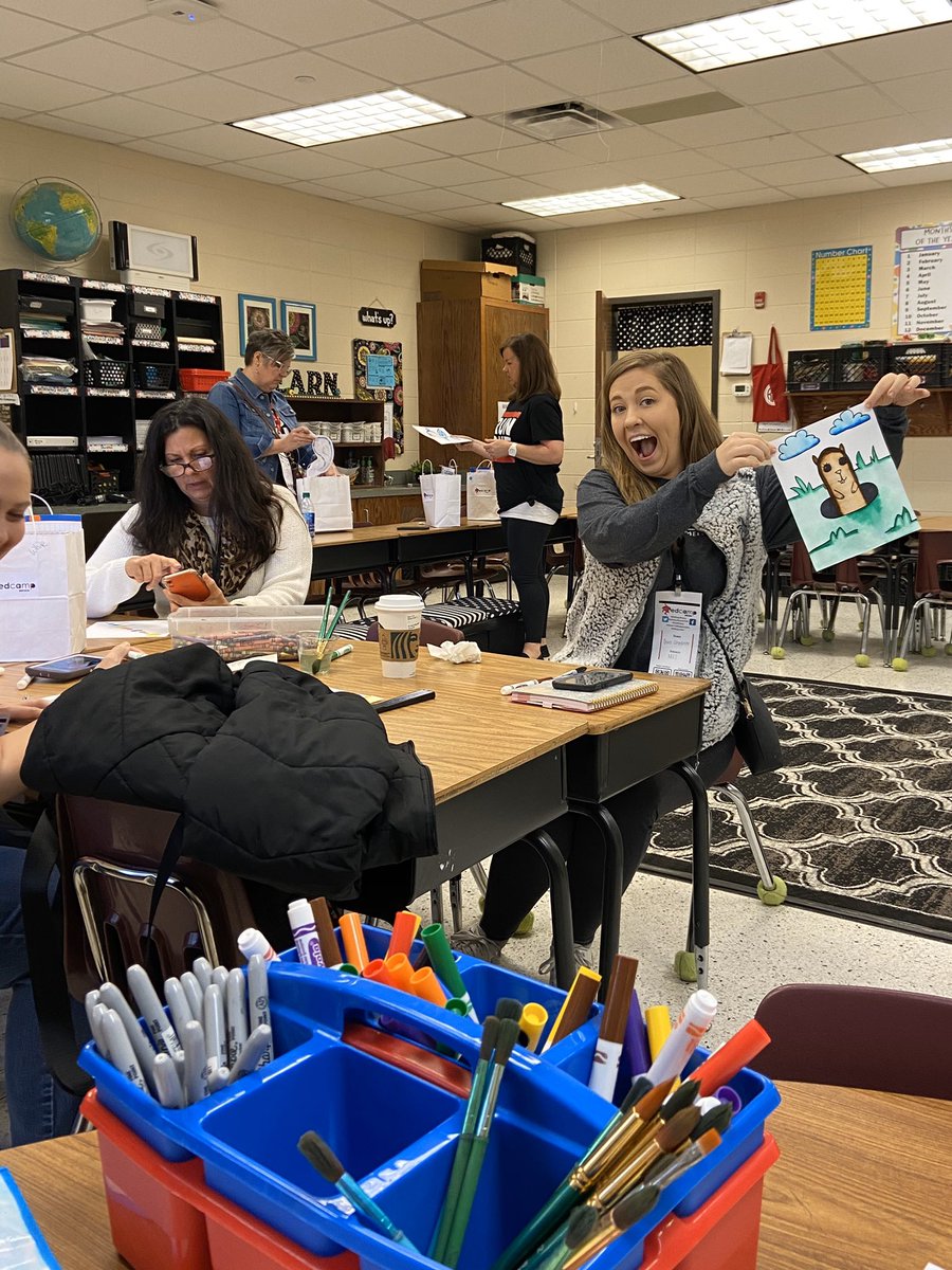 BNearhoofMES's tweet photo. @EdCampBryan I enjoyed presenting “Art Intergration” this morning at #EdCampBryan. Easy breezy painting techniques for any classroom. #MESRocks #MESArtDept https://t.co/EpdazeiB1T