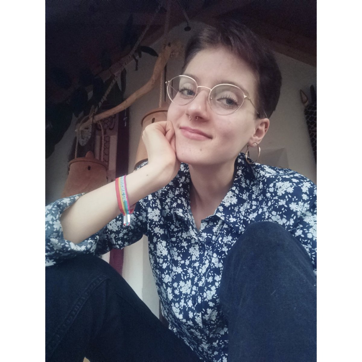 AnniPaschke's tweet photo. #LGBTQoftwitter
Before and after gay enlightenment (&amp; feminism) https://t.co/akTX7jCDnT