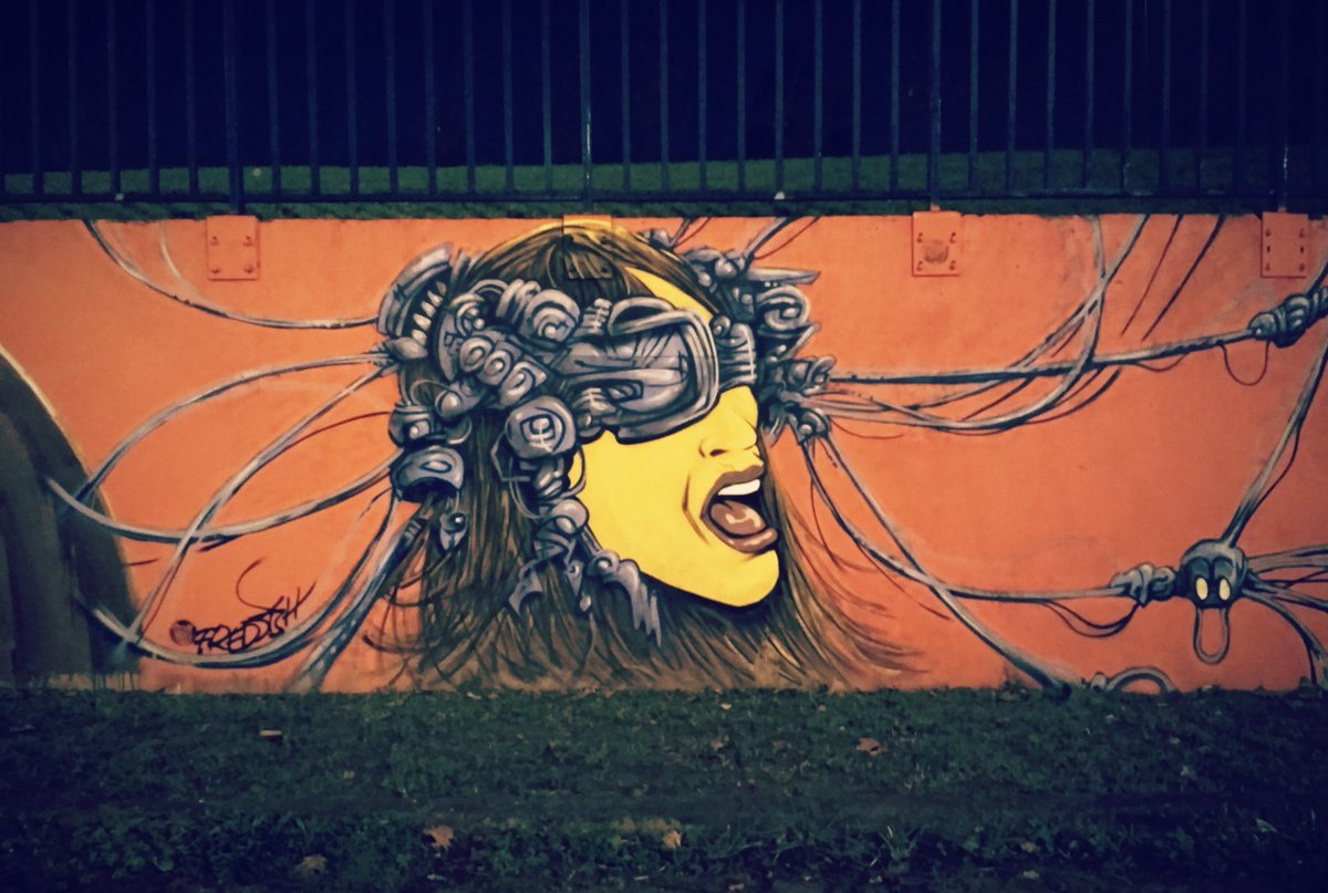 LionelCaprari's tweet photo. Mood #streetArt #eyes #pain https://t.co/bGMsIovJ0G
