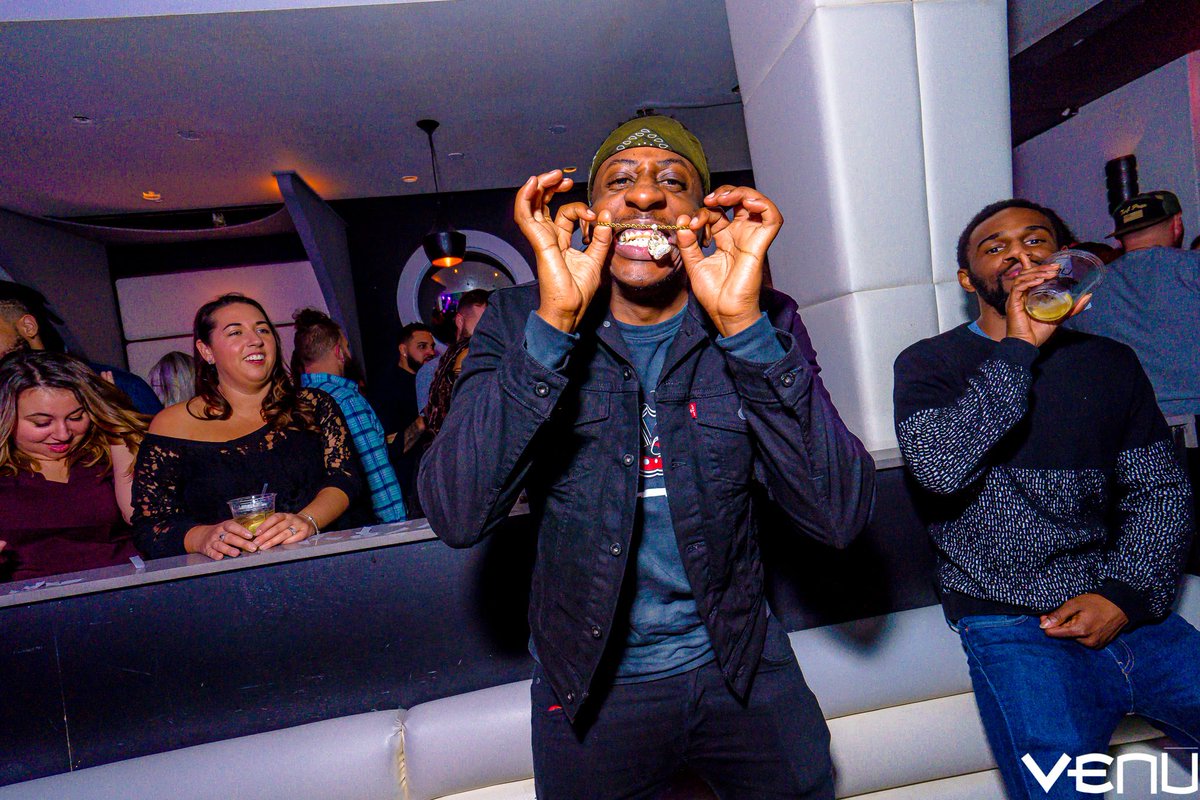 #EntourageSaturdays Are Always the Life of the Weekend💥🤩
✖️
#Venu #Boston #VenuBoston #VenuNightclub #Pasha #PashaBoston #VIP #Nightlife #BottleService #Dance #Party #HipHop #Trap #Latin #EDM #Music #Weekend #BosFeed #IGBoston #December #Clubbing