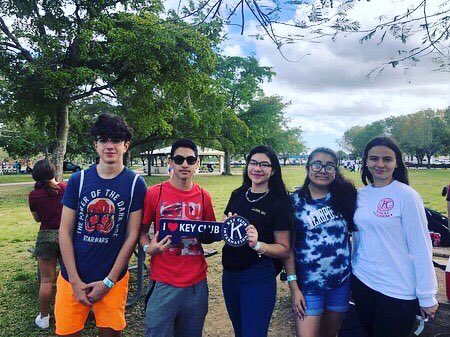 MiamiSunsetDIG's tweet photo. Key Club Clean Up at Tropical Park! #dreamingreen #bethechange  @Dream_in_Green https://t.co/znxsIjav8y