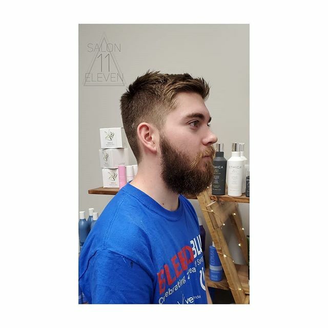itsbre_indy's tweet photo. My oldest son is soooo handsome! 😍
.
.
.
#salon11eleven #bremusgravehair #indianapolis #greenwood #greenwoodstylist #indystylist #solasalonsgreenwood #hanzonation #menscut #boyscuts #solasalons #latergram #centergrove #martinsville #mooresville #late… https://t.co/DV7ZFn1sXU https://t.co/MqINqyHUpH