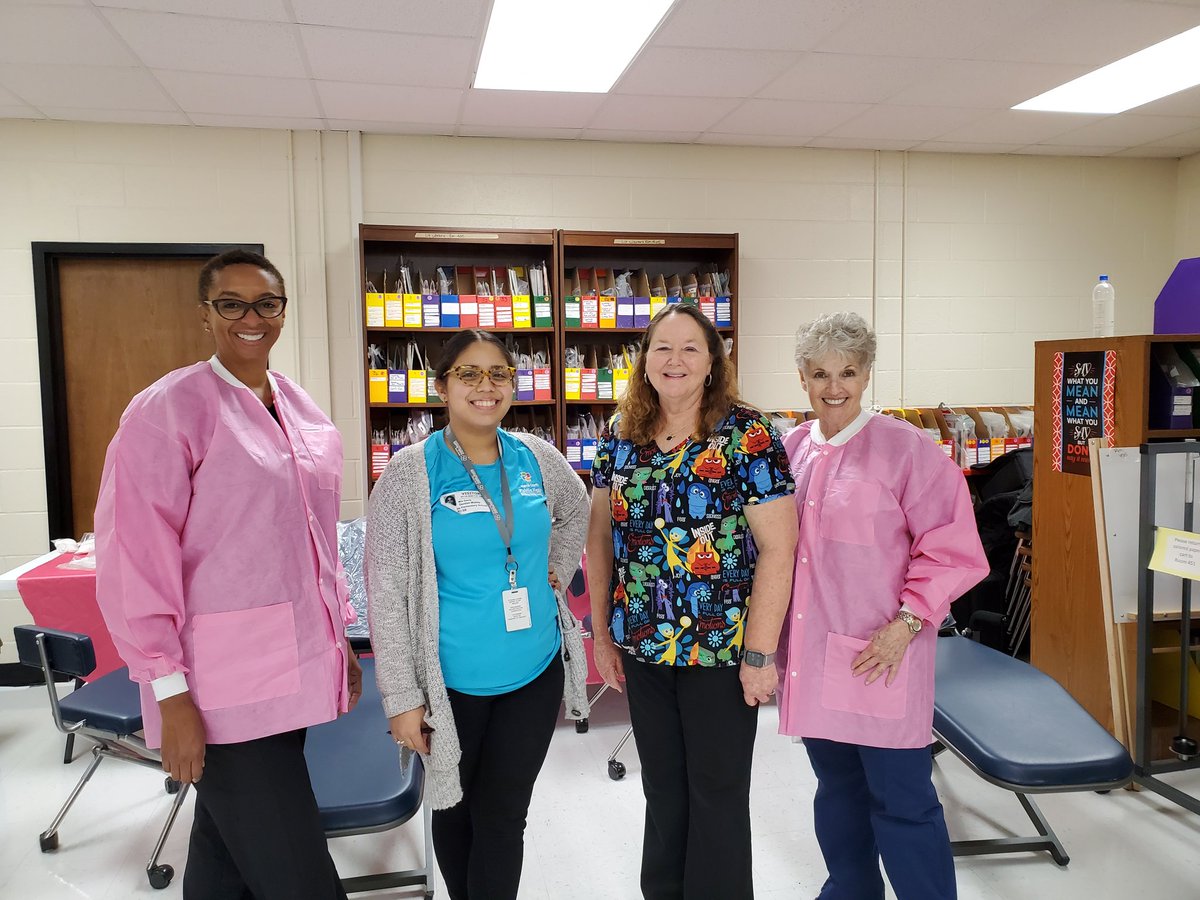 NHFineArtsMag's tweet photo. February is dental health month. Crenshaw invites the dentist to check our smiles
#crenshawcomets https://t.co/WnE2ANAipP