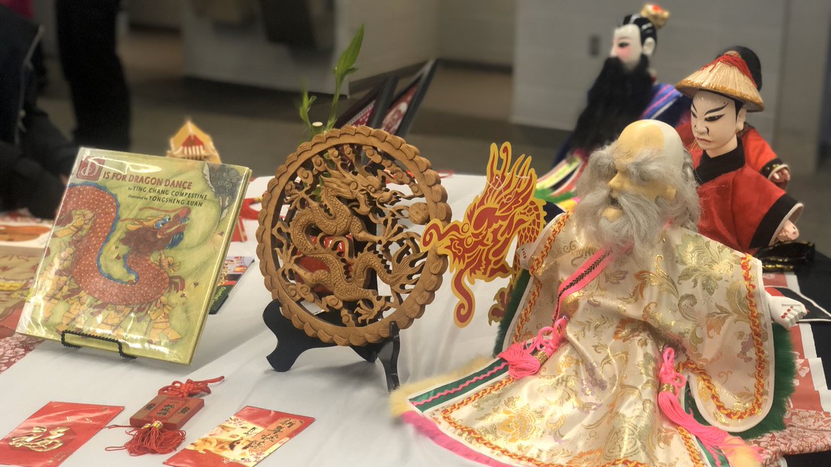6brits's tweet photo. Wonderful celebration of Chinese New Year @CountryDay @TonyJaccaci @CountryDayAlum #CCDSGlobal #WeAreCountryDay #YearoftheRat https://t.co/UNM4NhkKuC