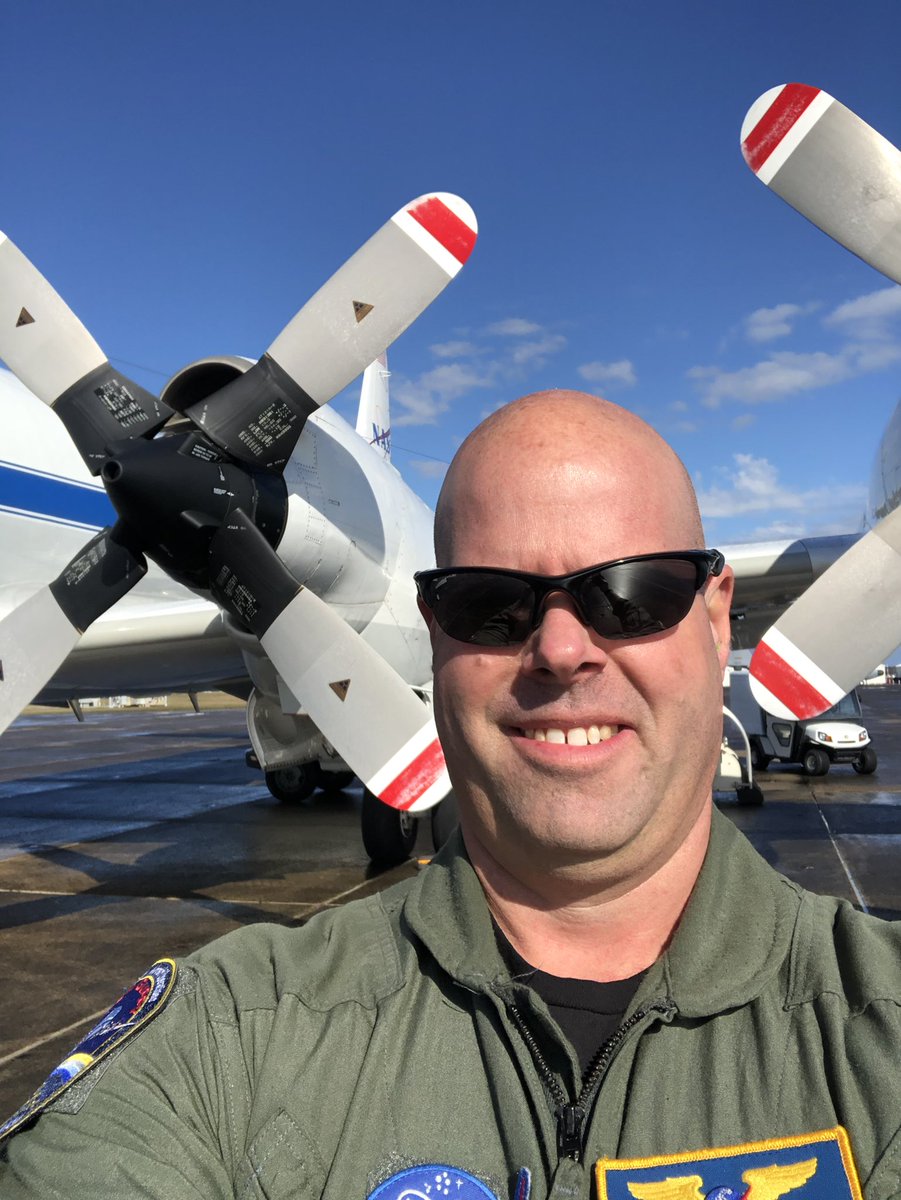 UnusualAttitud1's tweet photo. #spinnersaturday #aviation #aviationdaily #avgeeks #AvGeek #twitteraviation #pilotsoftwitter #flyaopa https://t.co/9gr5qpMfVW