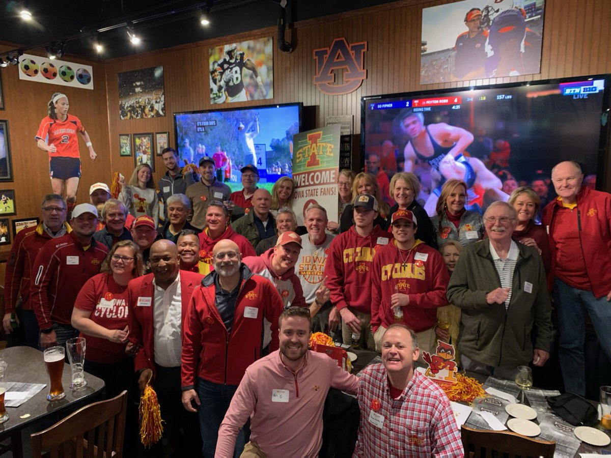 CyPowerJeff's tweet photo. Cyclones come together at Baumhower’s Victory Bar and Grille in Auburn, AL last evening! # Cyclones everywhere https://t.co/TQzEQKo0Gk