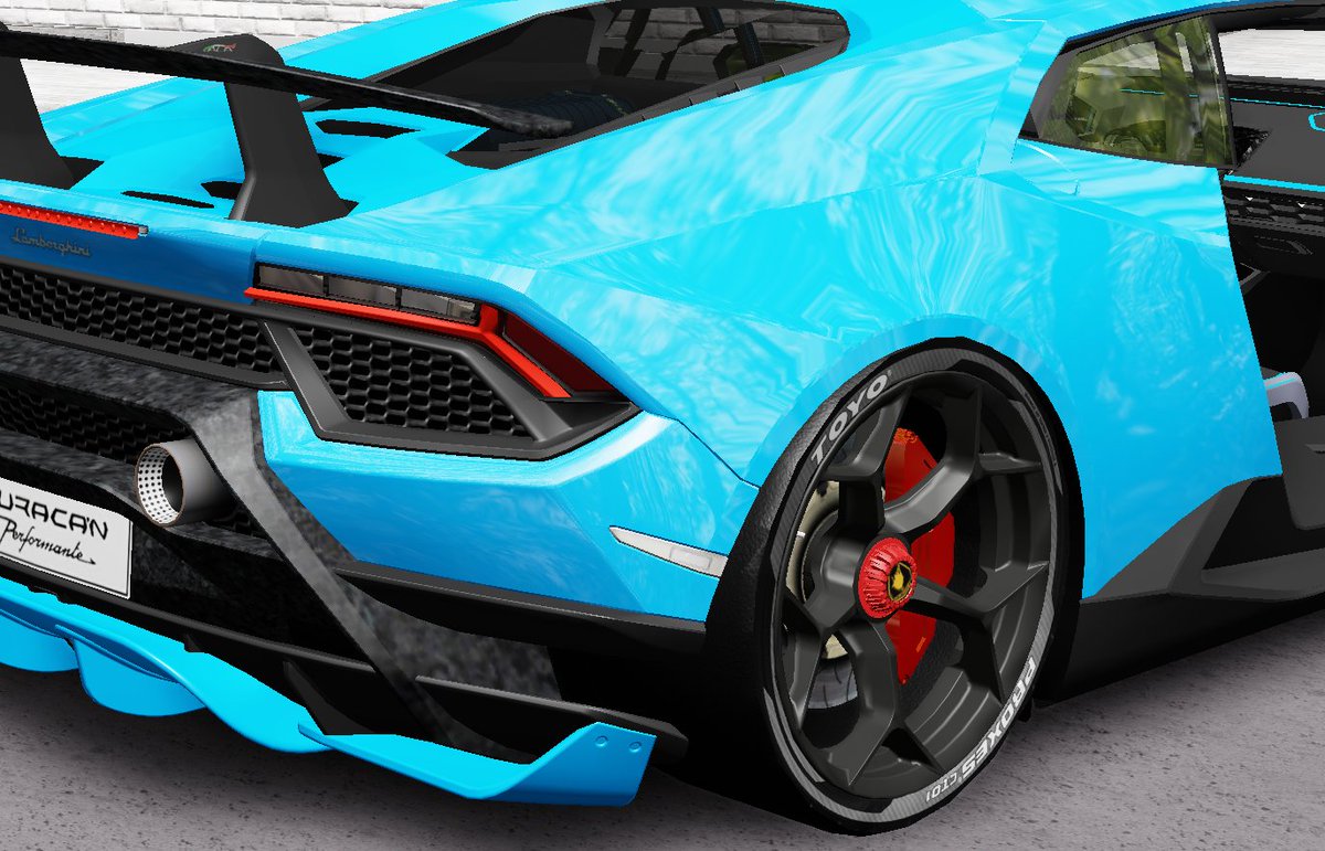 Cars4life101's tweet photo. Chilling in my wip jake pauls huracan (also thats a 1016 but u may not see it well from the lighting also jakes real details only needed is front splitter thing https://t.co/lWgK0ffxMU