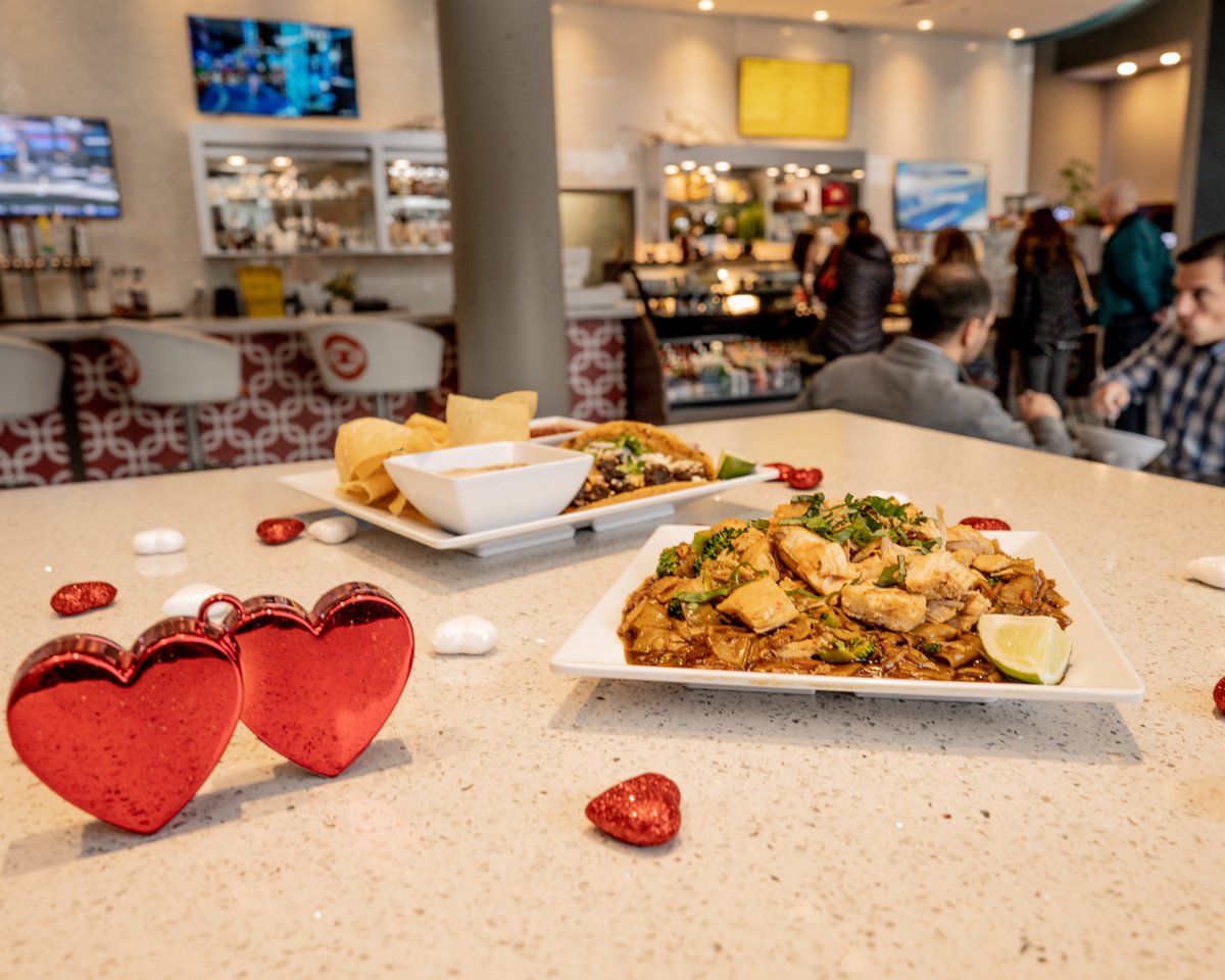vibspringfield's tweet photo. Enjoy our Valentines Day special at the Vib hotel for only $149 (A $180 value!)! ❤️ 
​2 Wheelhouse Dinners plus 2 Drinks from the Eye Bar - $50
1 Night stay; King or Double Queen - $99 
Call today to reserve your room! Special available January 25th - February 14th. https://t.co/y0o1FWqpUt