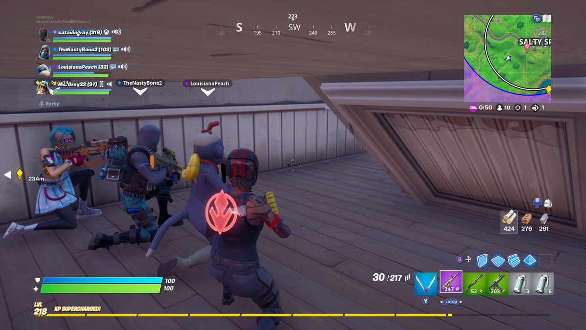 gray13_c's tweet photo. Family night on fortnite #Fortnite #FamilyGuy #Familyfortnite #gamenight #PS4 #XboxOne #Iphone8 #FortniteClips #TheNastyBone2 #LouisianaPeach #Catavingray #MsGray23 #squad #TrumpTapes #BTSdeservesbetter #hotgirIsforbernie #Tacos #progamer https://t.co/W9J6vcWhLw