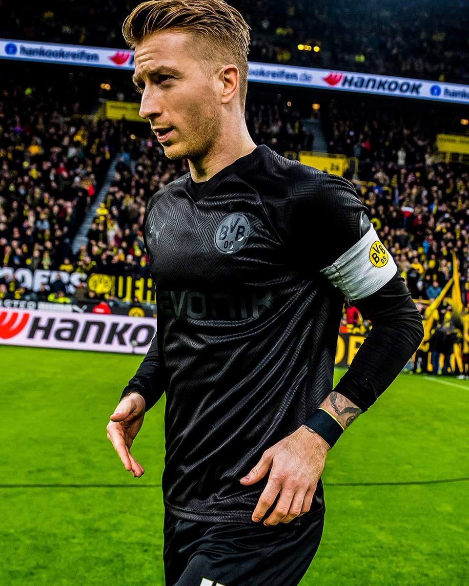 AwayDaysClub_'s tweet photo. COMPETITION: If Erling Haaland scores against Union Berlin we'll giveaway this stunning Borussia Dortmund anniversary shirt 😍⚽️

Simply retweet and follow to enter. ✅🔁 https://t.co/N5KAh2GITu