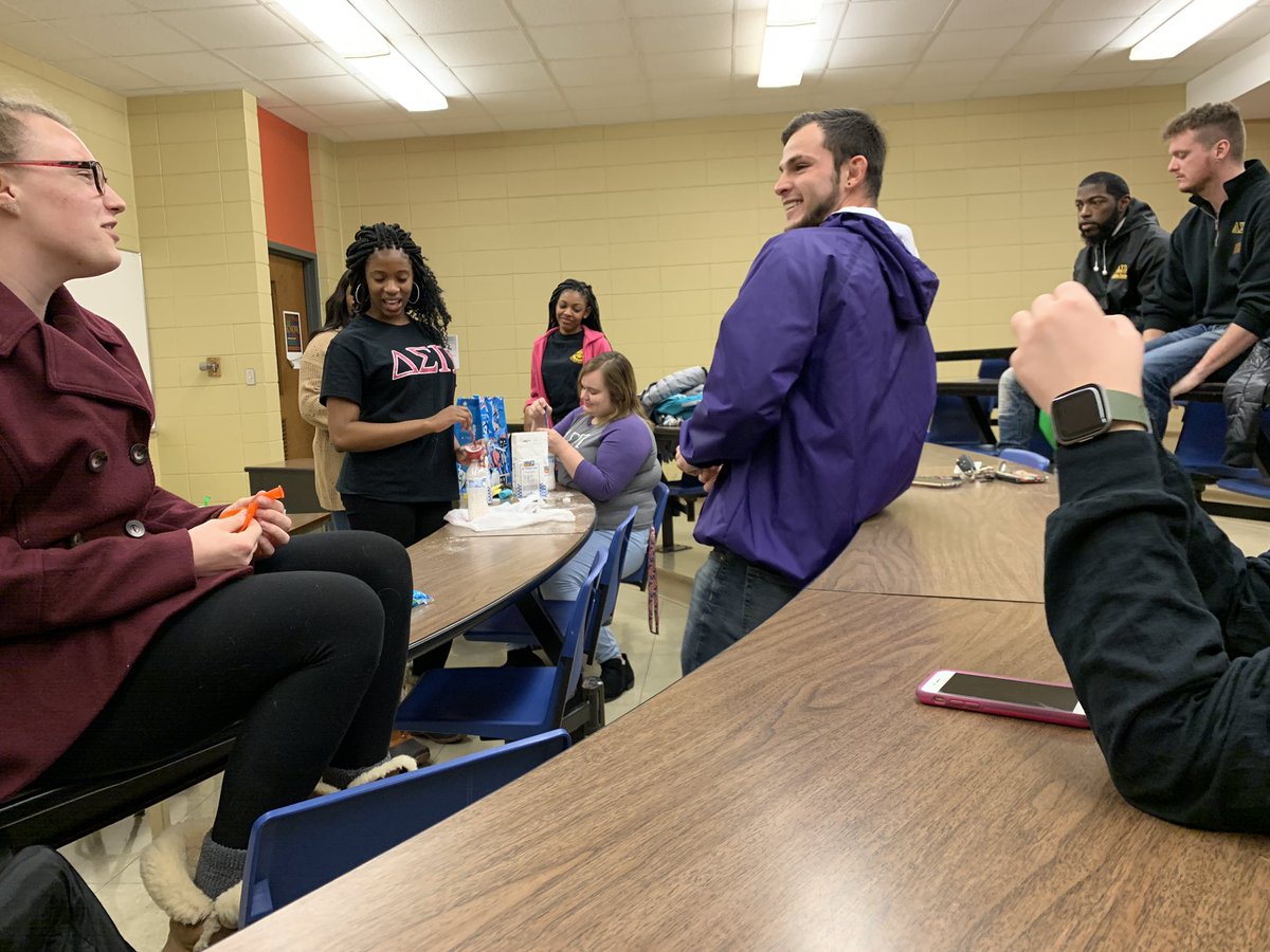 WIUDeltaSigmaPi's tweet image. Weren’t able to make it to an event this week to sign up for an interview? No worries because we still have our Developing your Brand event on Monday and Achieving and Maintaining a Good Credit Score on Tuesday! Hope to see you there!💼