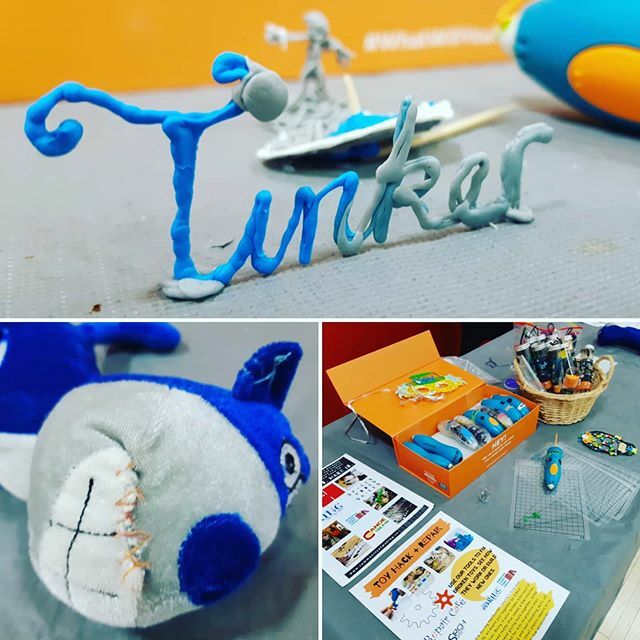 Tinkering away at the #repaircafé  in Haliburton today at HHSS. Using #3doodler and various tools from <a href="/haliburtoncpl/">Haliburton County Public Library</a>. 
#librarymakerspace #3doodlestart #toyhacking #buttonmaker #myhaliburtonhighlands #communitymaking ift.tt/2TTLm0K