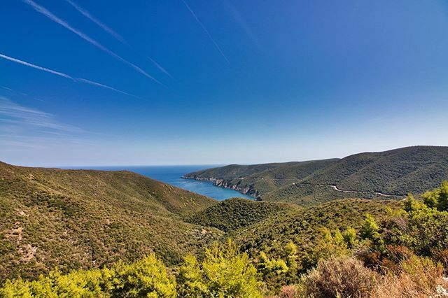TorbenSprt's tweet photo. Somewhere in Sithonia #canongreece #greece #visitgreece #holiday #photography #landscapephotography #sithonia #landscape #landschaftsfotografie #raw_community #photooftheday #chalkidiki #visithalkidiki #travel #travelphotography #bielefeld #reisen #urlau… https://t.co/Xs96iuRj9v https://t.co/fsVIgBtPla