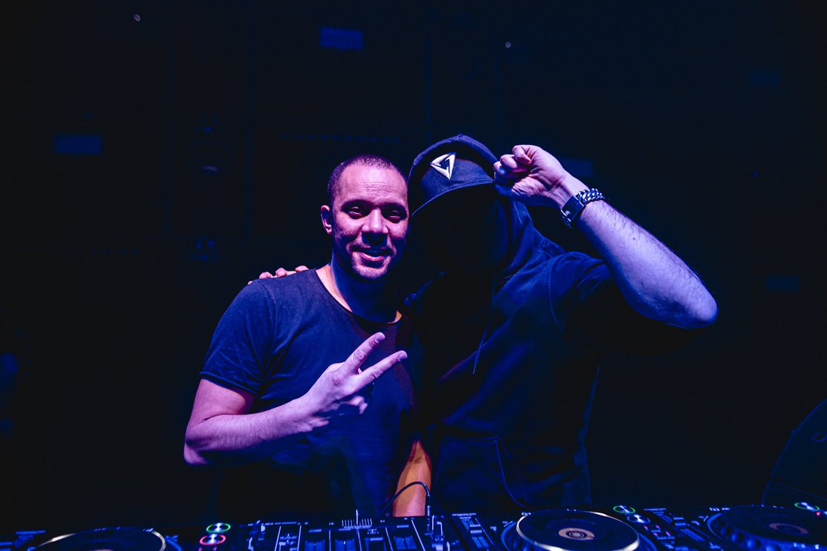 wildstylez's tweet photo. COLLAB WITH AFTERSHOCK FINISHED! Testing it at I AM HARDSTYLE tonight!! 🔥 #neverbringusdown #artofcreation https://t.co/Yb4vVUaF0V