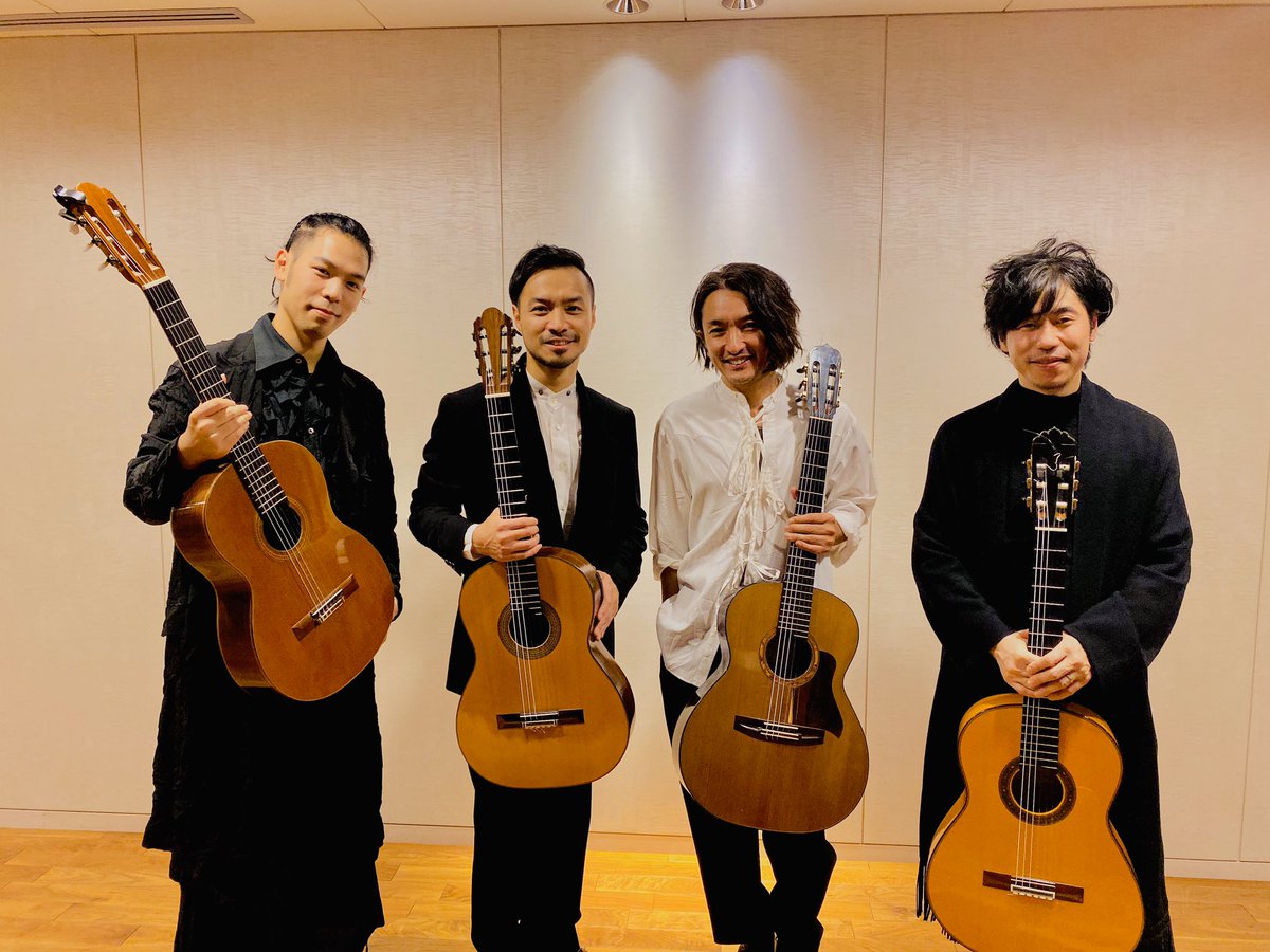 小沼ようすけ On Twitter 銀座ヤマハホールにて フラメンコギタリスト沖仁さんと音を出したのは12年ぶり いつもクラシックギターの魅力と可能性を教えてくれる大萩康司氏 新進気鋭の若手 現在パリ在住の秋田勇魚君 素晴らしいギタリスト達 最高のオーディエンス