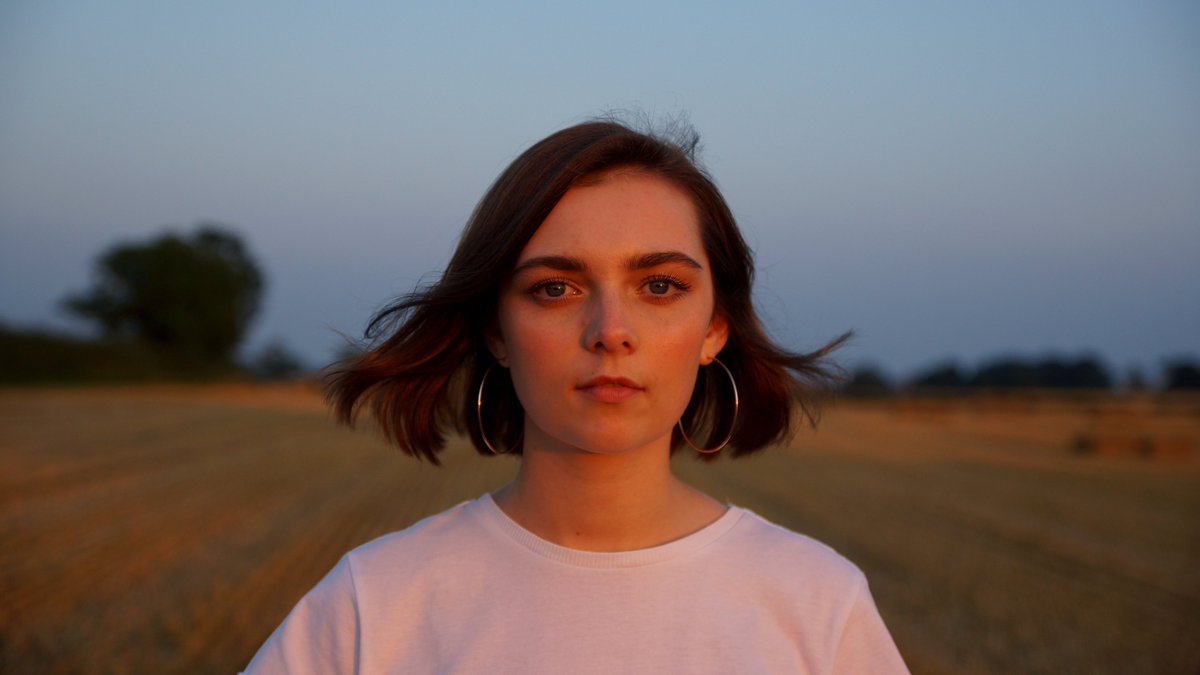 🙌 @JodieNic_Music is in session with <a href="/Rianne_Thompson/">Rianne Kate Thompson</a> tonight from 8pm on <a href="/BBCTees/">BBC Tees</a>! 

🆕 You can hear new music from <a href="/4MileDrive/">4 Mile Drive</a>, @CattleAndCane, <a href="/WeAreGiraffes/">giraffes</a> and @Kvshnoodle 

🎧 bbc.co.uk/programmes/p07…