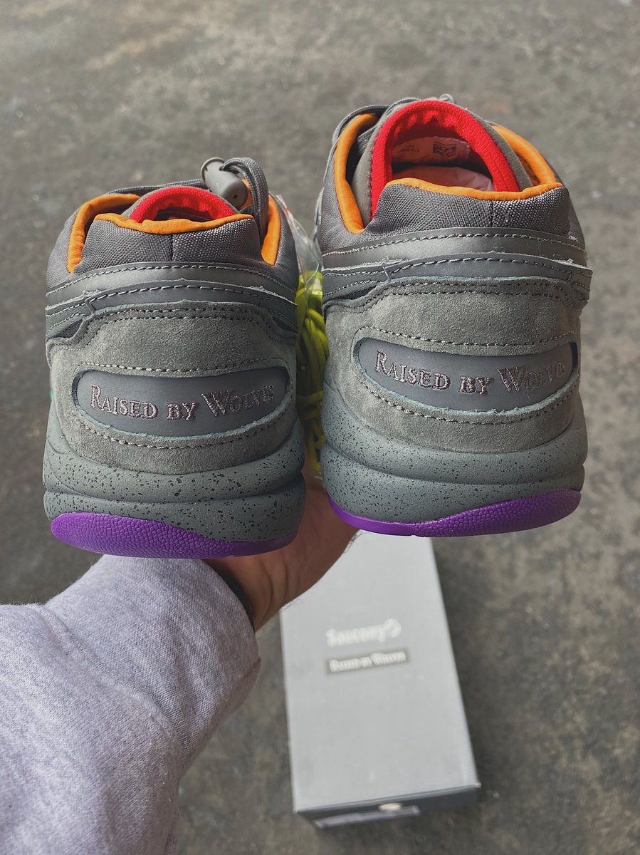 Raised by Wolves x Saucony Aya “Asphalt Jungle”. Thank you <a href="/FreshRagsFL/">FreshRags</a> 🙏🏽
