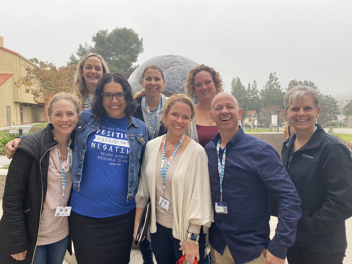 DrJessicaHaag's tweet photo. #TeamOVSD learning together @ACSAXVII #LifeLongLeaners #ACSA17 #OVSDRelationshipsMatter https://t.co/GWKF6rxH1B