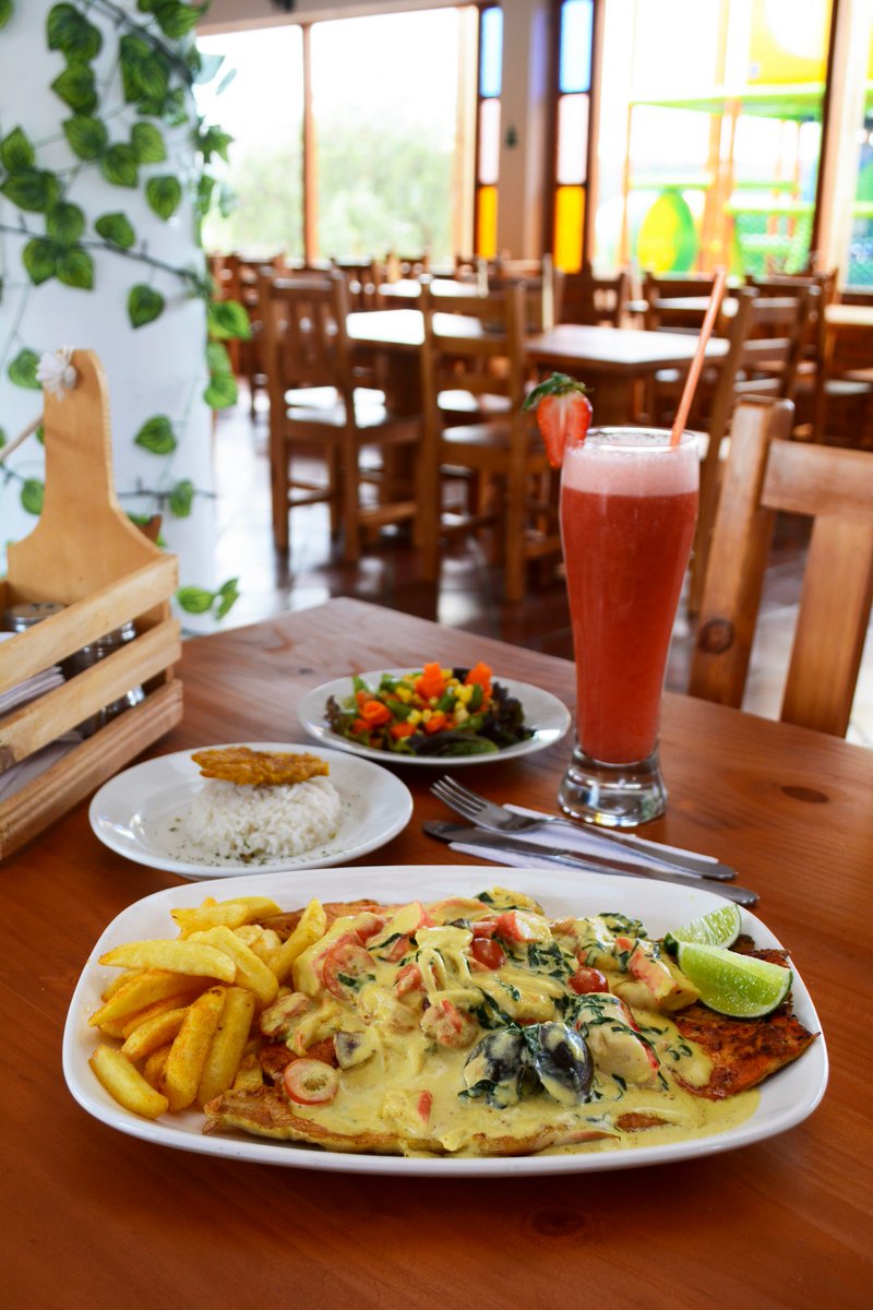 DinosauriosRest's tweet photo. 🦖🦕 #RestauranteParque #LosDinosaurios 🦖🦕
🚵‍♀Viajar y come delicioso 🚵‍♀
En la #Ammonite ❤#Villadeleyva #Boyacá ❤
#Picadas #Picadaboyacense #churrasco #comidatipica #menudeldia #jugosdelaregion #enlarura #caminos #encicla #EnLandRover #viajoenmoto #amocomer #restaurantes https://t.co/o6V9HgKoJu