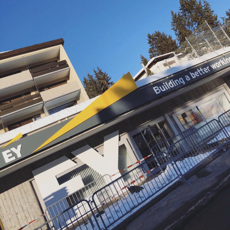 fleurvd's tweet image. Looking back at a great week at #WEF20. Incredibly proud of all our @EYnews PR &amp;amp; #socialmedia activities; continuously raising the bar while seeing some snow at the same time! Check out @Carmine_DiSibio’s Insta story for a snapshot: instagram.com/s/aGlnaGxpZ2h0… #BetterWorkingWorld