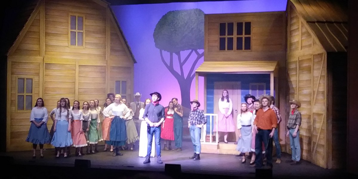 gildy61's tweet photo. Another triumph for #DULOG with their stage production of Oklahoma. https://t.co/UjJO9VtRrk