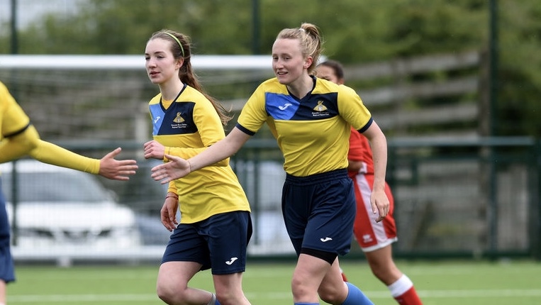 donnybelles's tweet photo. 📝 | Lily Harrison has become the latest player to make the step up from the RTC under-16 squad to the first-team.

Well done Lily! 💛💙🔔 #BackTheBelles

https://t.co/h06vV6FO14 https://t.co/DcKqnCG3sg