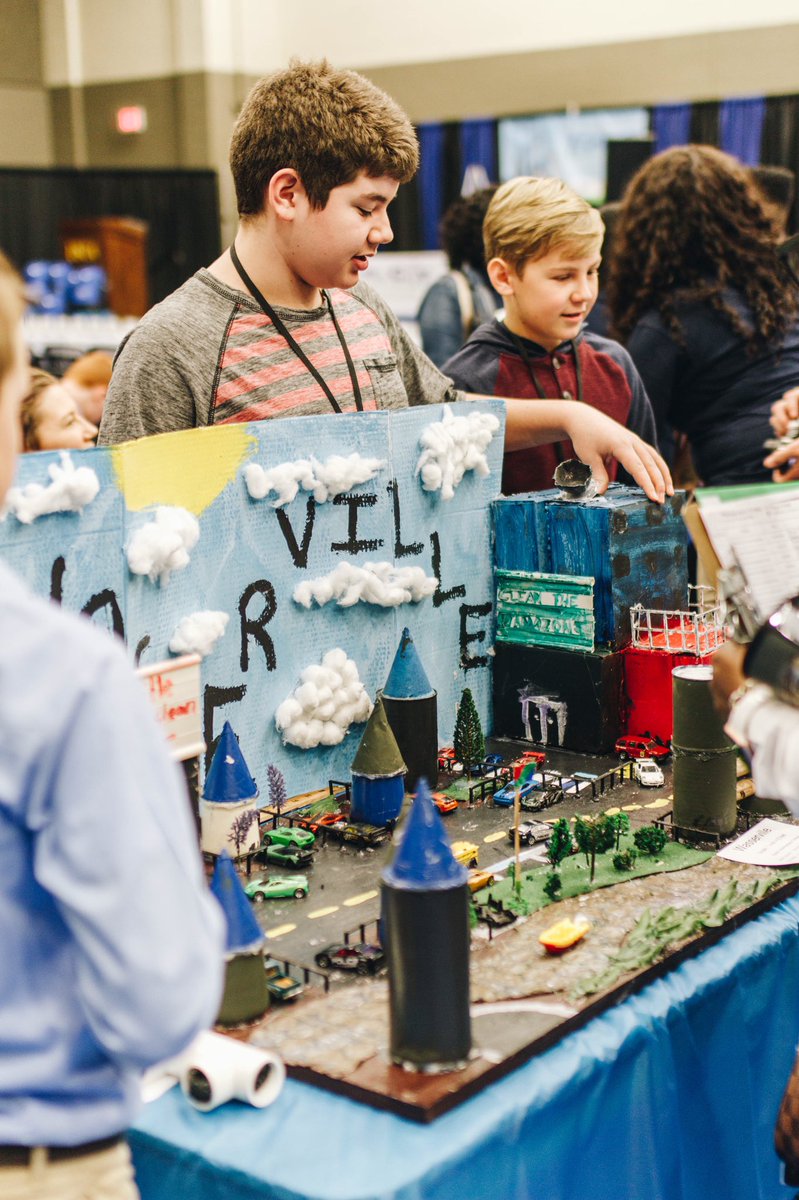 SCFutureCity's tweet photo. We are blown away by the talent and creative of all the presentations on campus today! #Futurecity20 #SCfuturecity2020 @USCAiken https://t.co/G7ZOqMouNp