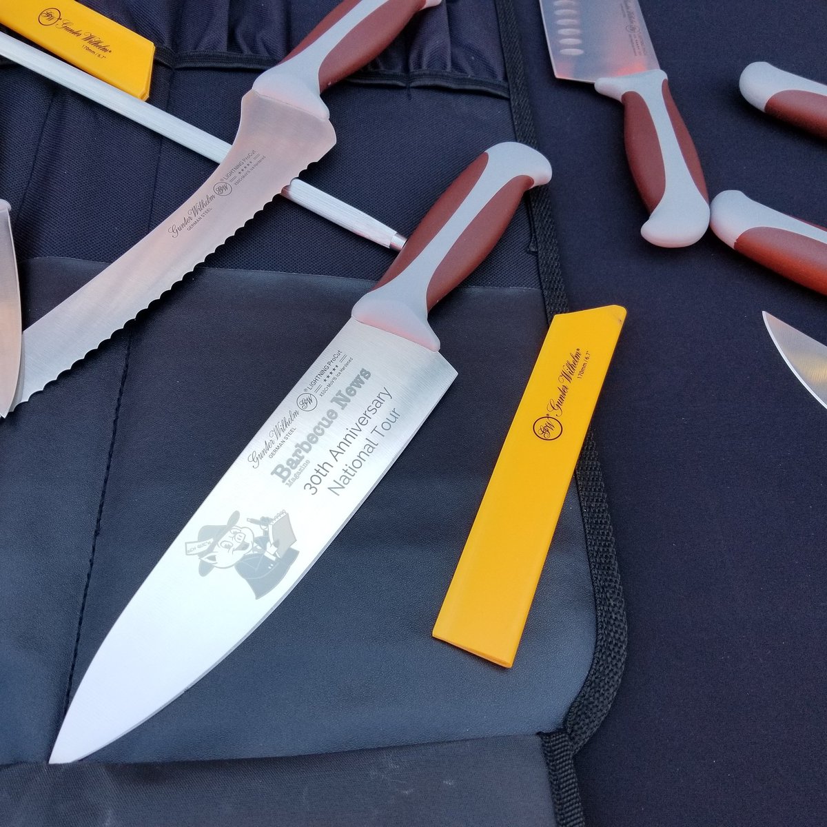 GunterWilhelm's tweet image. #WickedlySharp blades for home, backyard and competition cooking.
Honored to be part of #nowthatssmokin National BBQ News Tour. 
Today our first event at #theshed. 
#lightningprocut #SCAFamily #grilling #homecook #backyard #Competition #houseware #knives #cutlery #QualityMatters