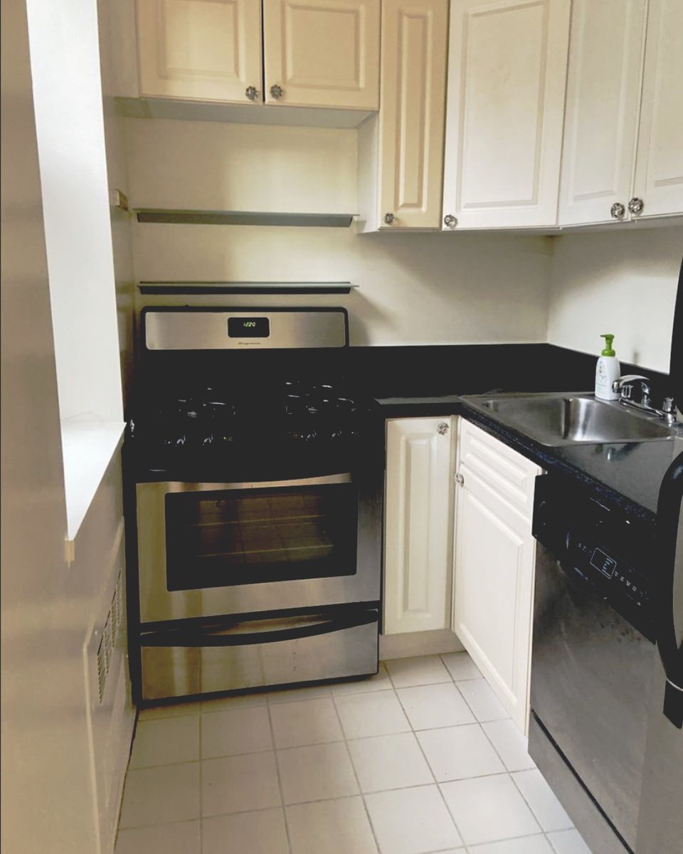 This charming one bedroom apartment is steps away from Central Park, featuring plenty of natural light, hardwood floors, and a large windowed kitchen! Contact Ellen Halperin (212-370-1480) #GroganHomes