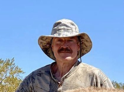 jlumfox10's tweet photo. FAMILY MAN: 59yo Blaine Mathews loved his wife, kids &amp; grandkids. His family is heartbroken after he died in a small plane crash in the Mazatzal Mountains Fri morning. Mathews is being remembered as someone who’d help others in need. The 2 other men w/ him survived. #fox10phoenix https://t.co/4TnTXmE1V2
