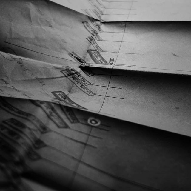 WildcatJonesPro's tweet image. How do you get from the first cut to cut 1,472? With a very detailed map. #paper #oldschool @clemtorment #indiefilm #indiefilmmakers #indiefilmmaking ift.tt/2TXRZPY