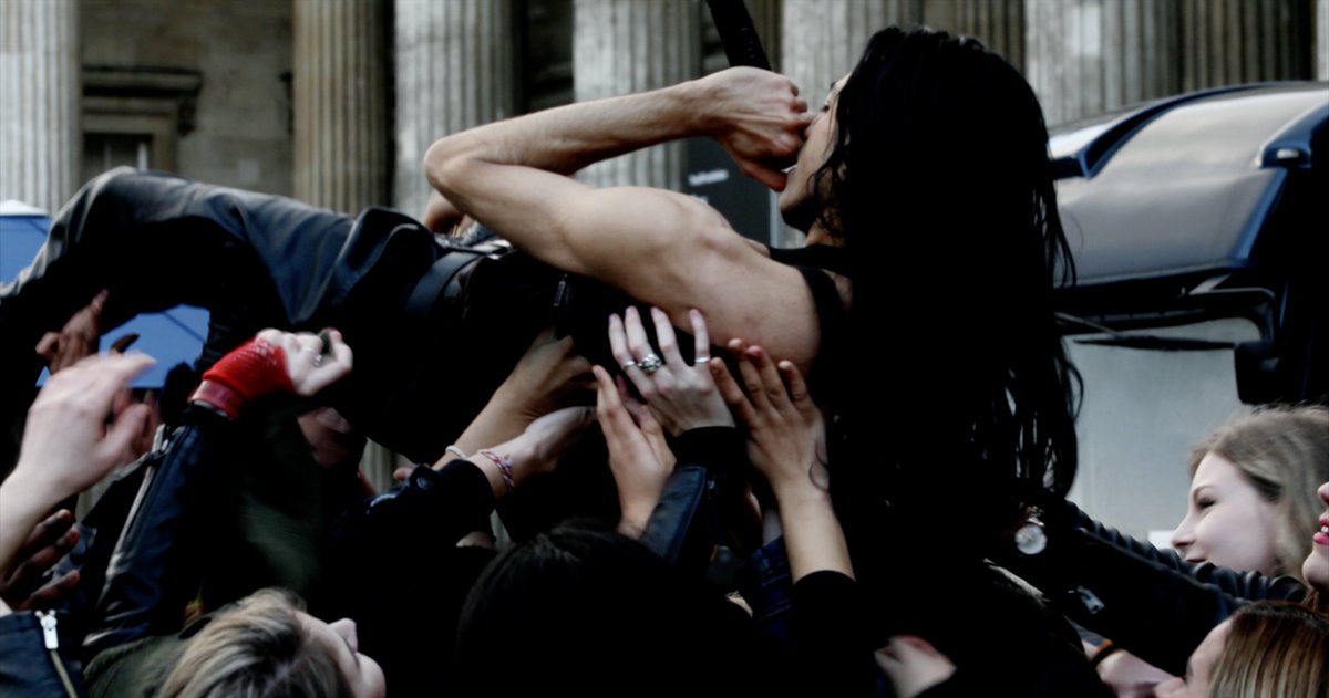 B9JoshMaye's tweet photo. #JILLIAH... Ok. I can't believe what I am seeing. Jilliahsmen Trinity's JILLIAH in Concert is literally stripping butt naked live at the British Museum, screaming the place down, holding hostage it's visitors to an all out fan puking, stage storming, death-rock out of control... https://t.co/1xe8dgB5DX