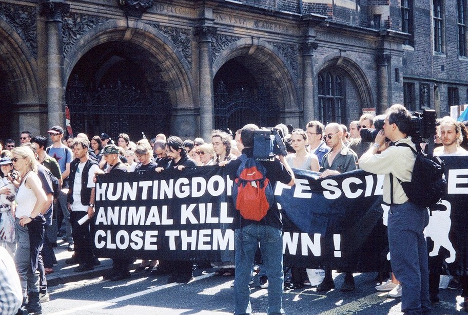 AllanBrigham's tweet photo. Memories from working on the streets of Cambridge: 1. Animal Rights Protestors. These were very passionate. https://t.co/IntP8CoVDU