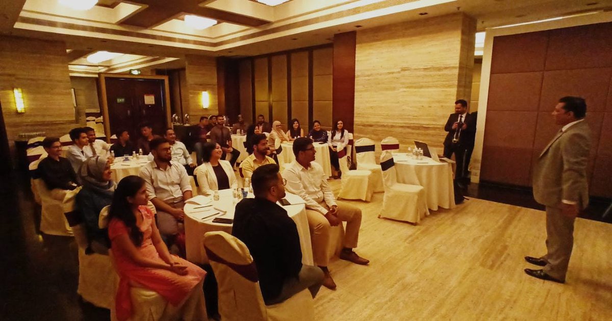 abmt_13's tweet photo. Business communication &amp; Sales Workshop.
.
.
.
#b2b #businesscommunication #sales #workshop #ramadahotel https://t.co/wjdhxOJptq