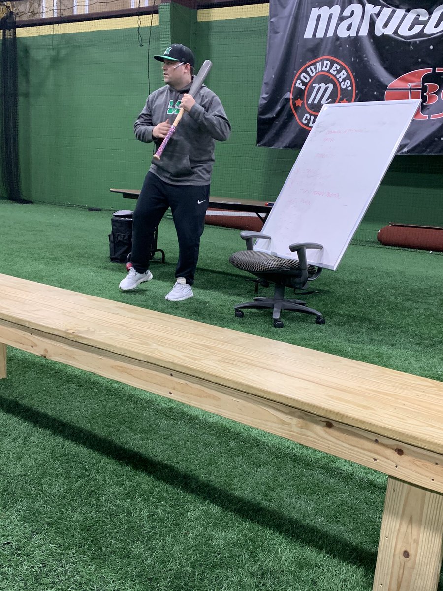 ReadingBaseball's tweet photo. Great conversation at the SWOBCA coaching clinic this morning! A huge thanks to our presenters and those that attended. #SWOBCA Follow @SWOBCA https://t.co/MvC5h27eyJ