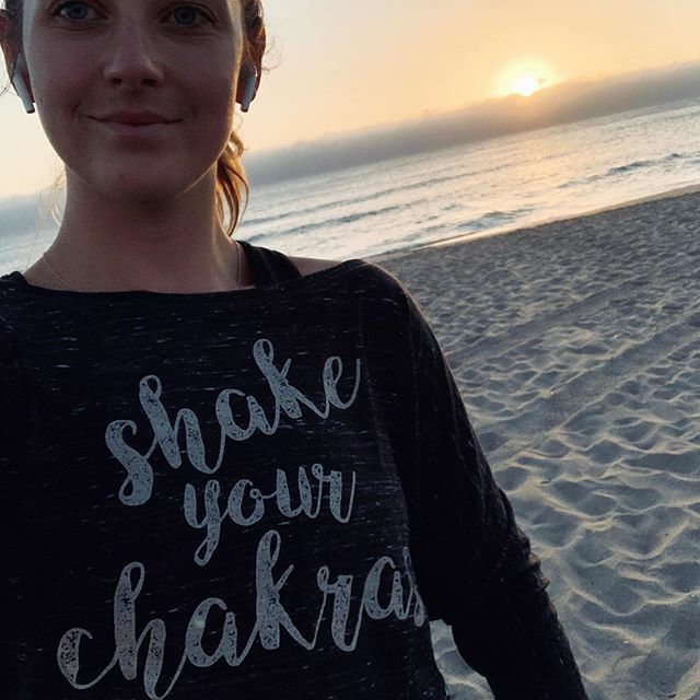 SunInMySoul_atl's tweet photo. Get your vibe right &amp; rule the world! #shakeyourchakras and get happy! 🔆💛 #suninmysoul #happysaturday #chakras #meditation #energy #love #yoga #tshirt #shoponline https://t.co/d9iP5vqsn6 https://t.co/A5cX3ZSF1O https://t.co/Py8onLeGir