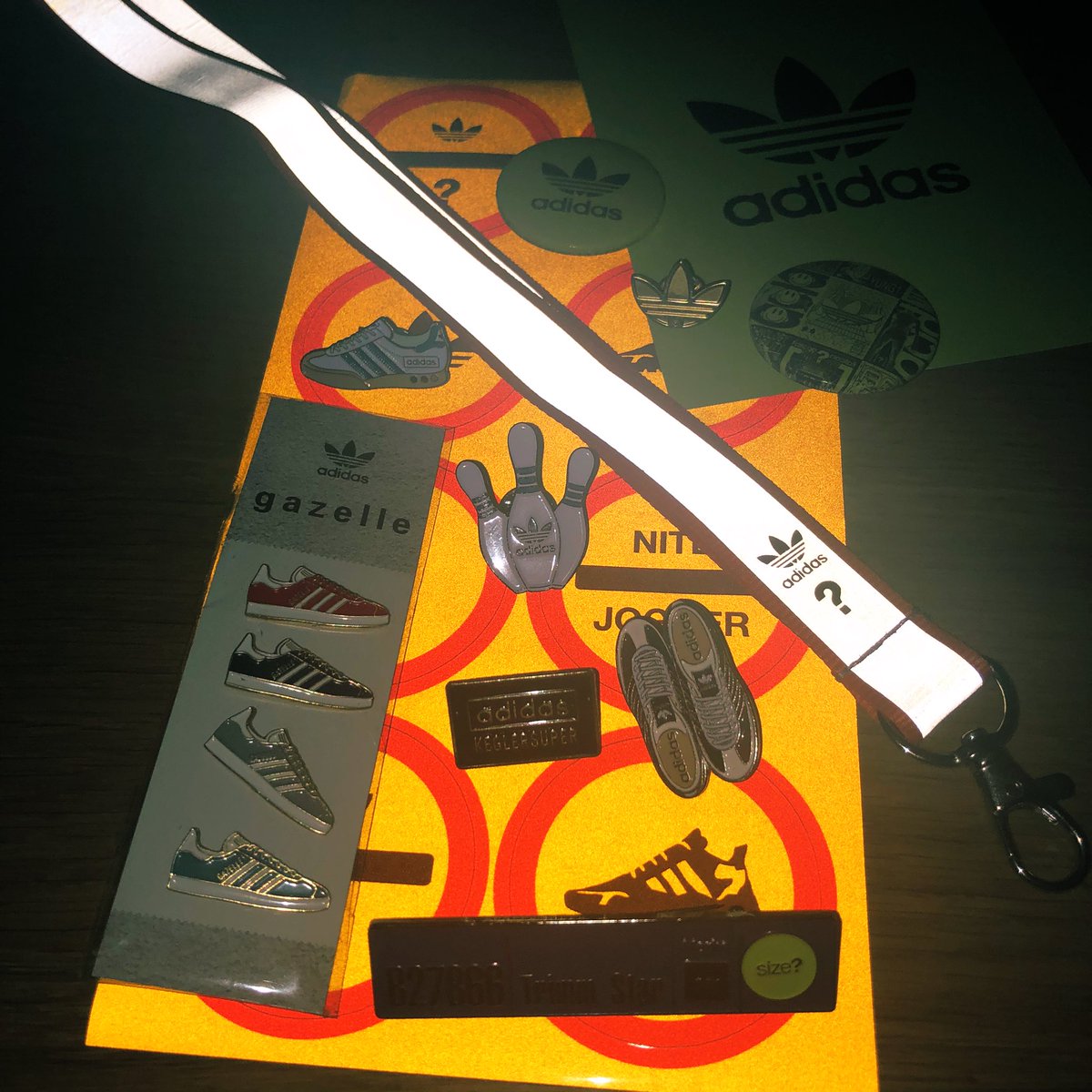 An_OriginalSole's tweet photo. GIVEAWAY: WIN SOME ADIDAS GOODIES 👊🏻

TO ENTER: 

1. RT
2.Follow 
3.Tag a Friend 

Winner announced next week. Some top accessories here for any adi fan 👊🏻 ⚫️⚪️ #OriginalSole https://t.co/4cXpbHuVgf