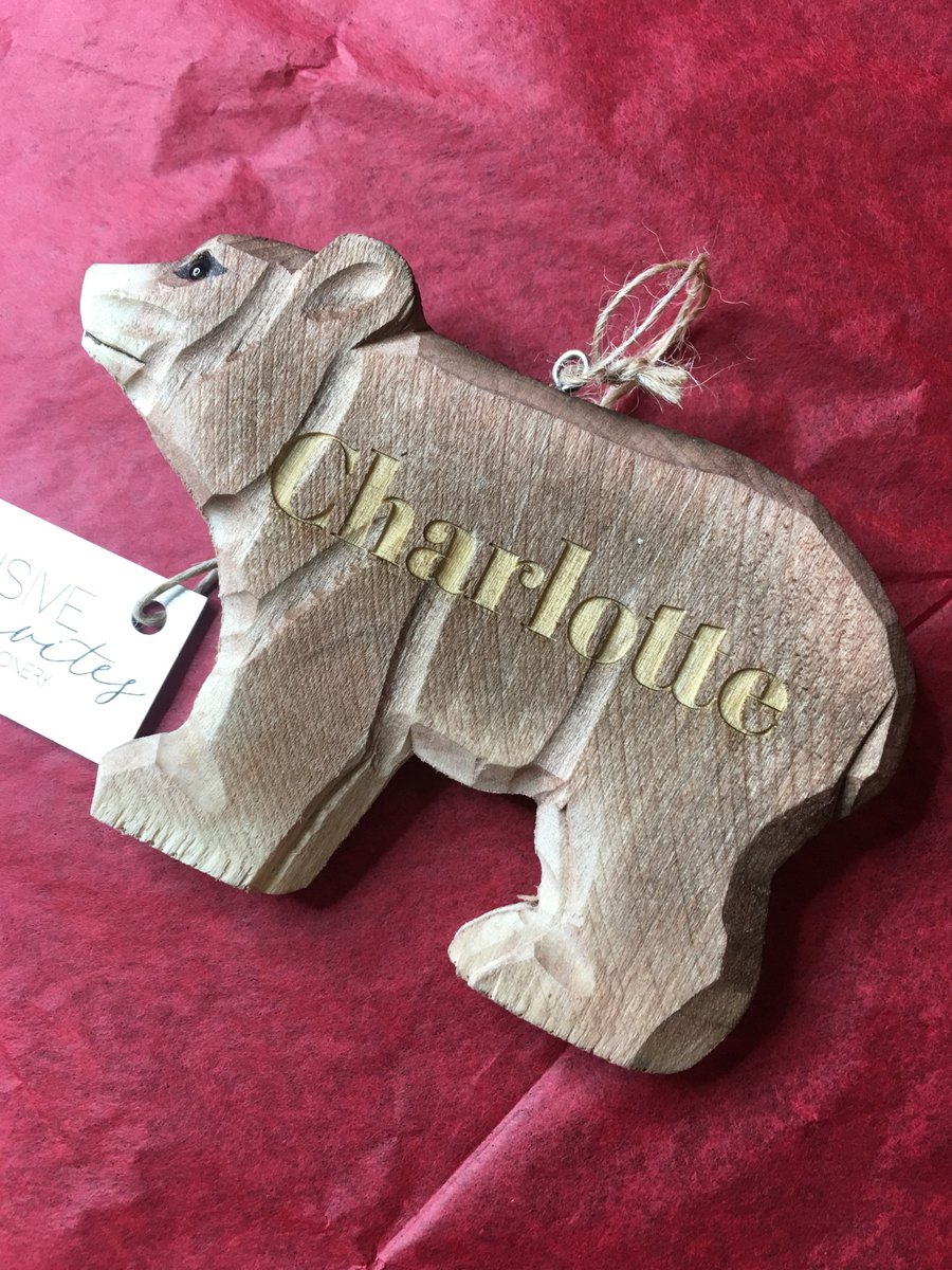 Another Super cute Engraved Christmas Ornament 🎄
.
.
#grizzlybear #christmasornamnet #engravedgifts #exclusiveinvitesgiftideas #engraveme #personalizedgifts #animals #giftsforthekiddos
