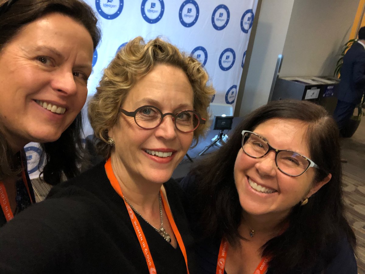 Look who I ran into Saturday morning at #womenincloud <a href="/kateisler/">kate isler</a> and @serenaglover! Check out their work at <a href="/beboldforchange/">#BeBoldForChange</a> beboldforchange and @friendsofsammamishvalley