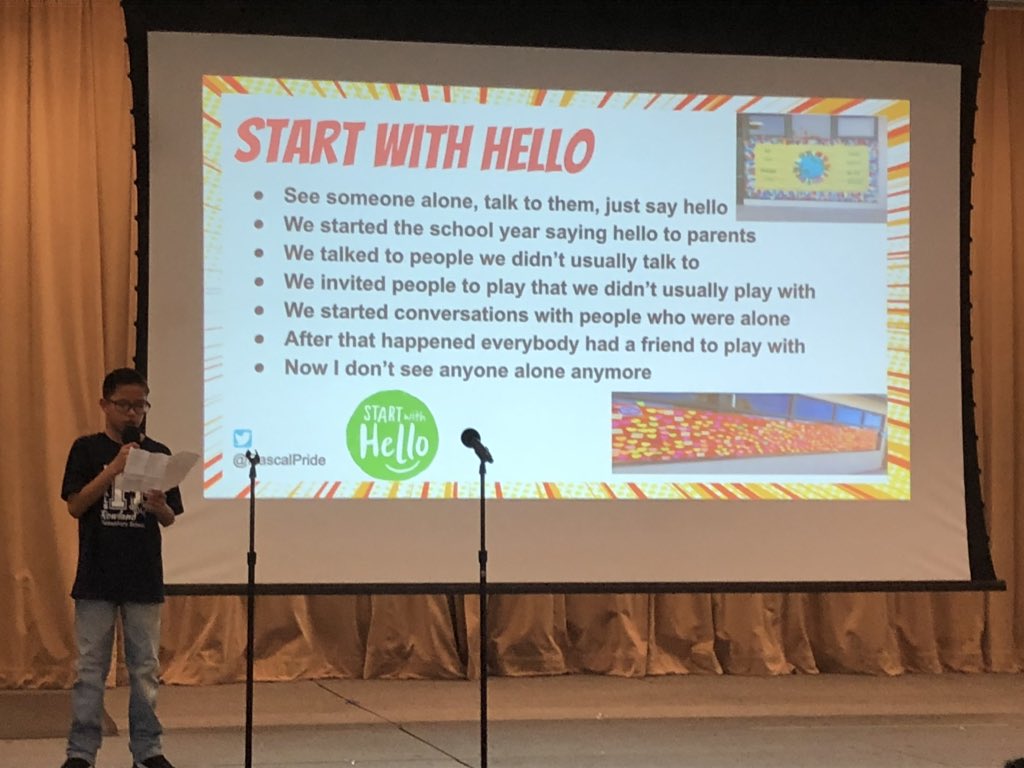RascalPride's tweet photo. Making friends is as easy as saying “Hello” 😊 👋🏼
Alan breaks it down and shares about #StartWithHello
#KidBOOM 💥 #StudentVoice
#WeAreRUSD @RowlandSchools #RUSDShowCase #RascalsRock https://t.co/YUg7LZmgUP