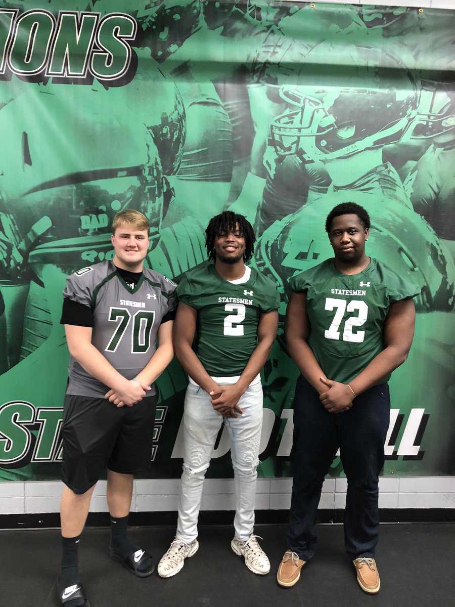 jordandj70's tweet photo. 100% commited #gostatesmen @DeltaStateFB @CoachFletch72 @JCJetsFootball @JCFB_Recruiting @AL7AFootball @YellowhammerFB https://t.co/7hkL66R8jb