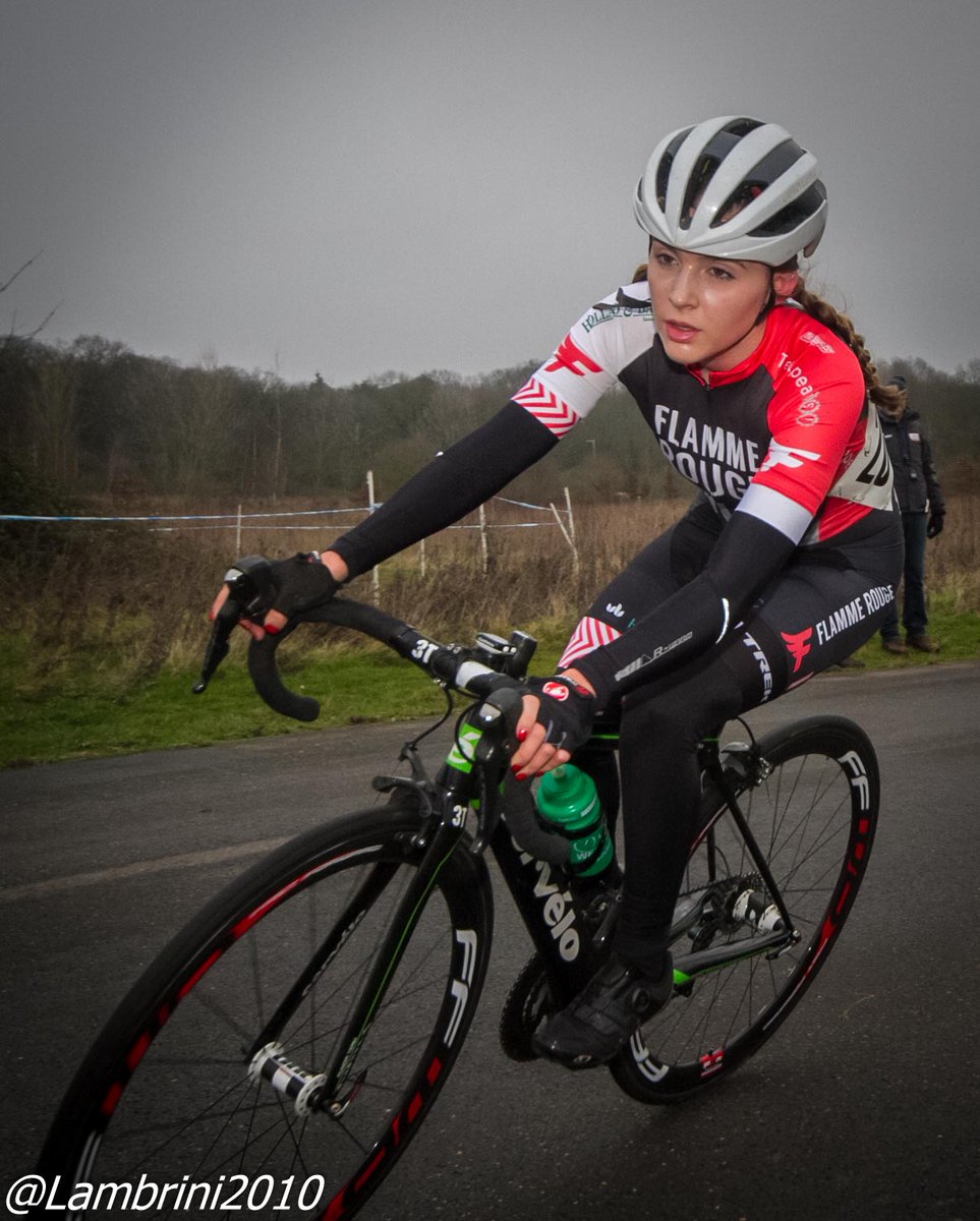 IanLambert18's tweet photo. @EastLondonVelo  Some pictures form the Womens race today. (I missed the finish - human error).  https://t.co/Zfwq6hQNoY https://t.co/MmP6xXbsAE
