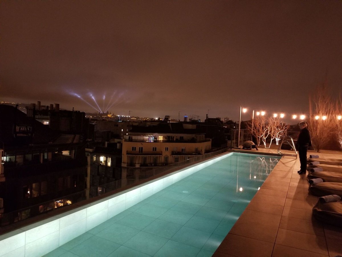 net_man_one tweet media