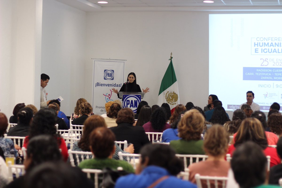 mujerespan_mx's tweet photo. ¡Preparar a nuestras #MujeresDeAcción es tarea de todos los días! Gracias a todas las mujeres de Morelos que hoy asistieron a la Conferencia “Humanismo e Igualdad”, para capacitarse y seguir, juntas y juntos, #ConstruyendoEnIgualdad. ¡#SomosPAN!  🙋🏻‍♀️🙋🏽‍♀️🙋🏼‍♀️ https://t.co/Zp0ddUUBa5