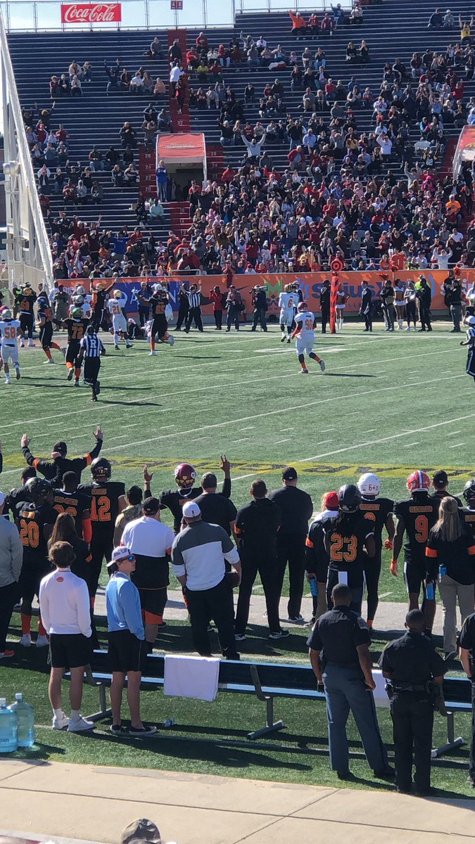 Caseyyyyy_94's tweet photo. Hangin w my boi @JalenHurts  #seniorbowl https://t.co/8I2zBqkBCu