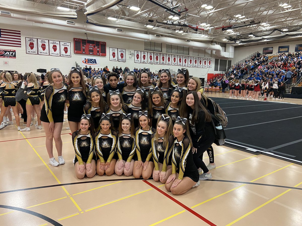 TBoltCheer's tweet photo. One word for this JV team right here...PASSION!! We have LOVED watching you shine at every competition this year and we are so proud of you all! Cheers to an amazing competitive cheer season and #bhtg 🏅💛🖤⚡️ https://t.co/KHbFtfL1Uh