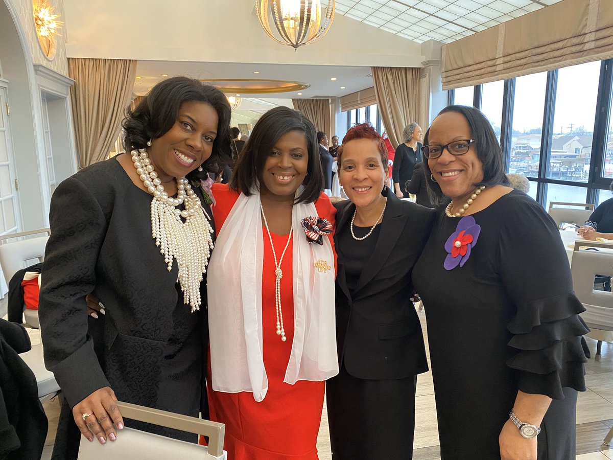 mishvan67's tweet image. #Countitalljoydst
#Fd2020
#QueensfromQueens