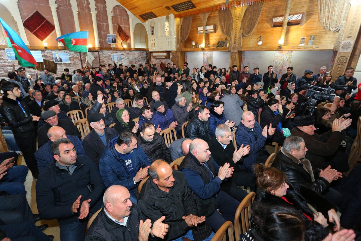 AzayGuliyev's tweet photo. Naxçıvanidə yaşayan seçicilərimə bugünkü maraqlı görüşə, doğma münasibətə və dəstəyə görə bir daha təşəkkür edirəm. https://t.co/nsGBGpR09M