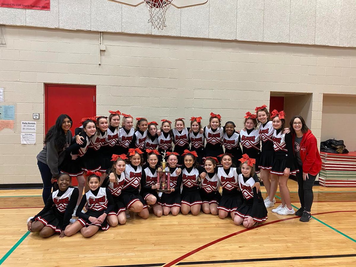 dhantsonD146's tweet photo. Congrats to the #OLHMS cheer squad and @NFaheem123 and @JOwensd123 on their big win today! #d123 https://t.co/KV2OnPaCwG